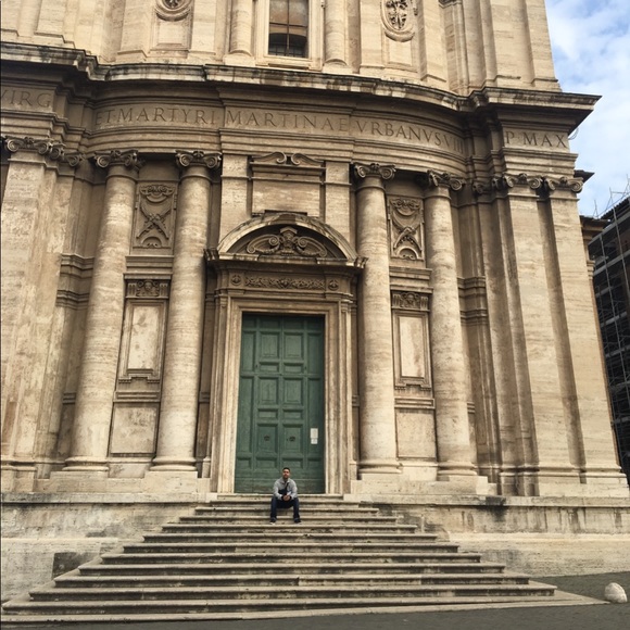 Meet your Posher, Kerwin - Picture 1 of 1